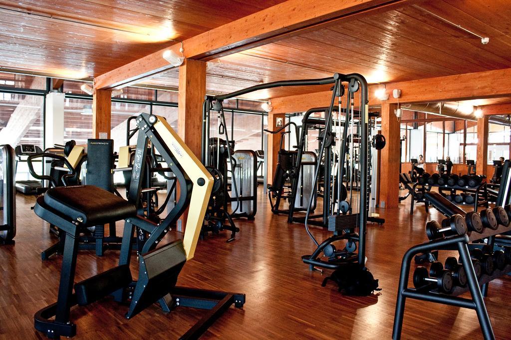Life Sport Hotel Ментана Экстерьер фото